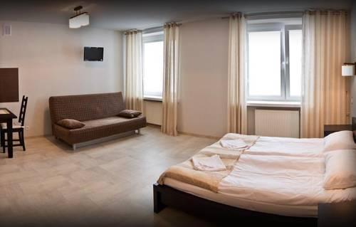 Hotel Avion