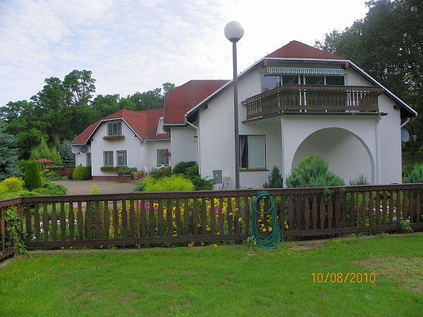 Hotel Leny