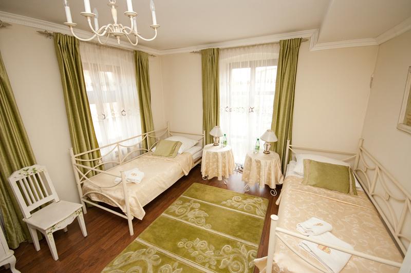 Hotel*** Maria-Helena