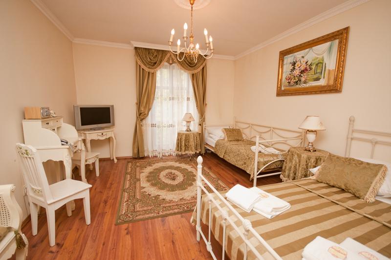 Hotel*** Maria-Helena