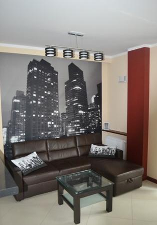 Apartament 77