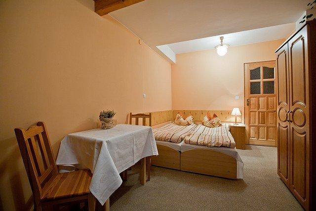 Pokoje Gocinne Nad Potokiem