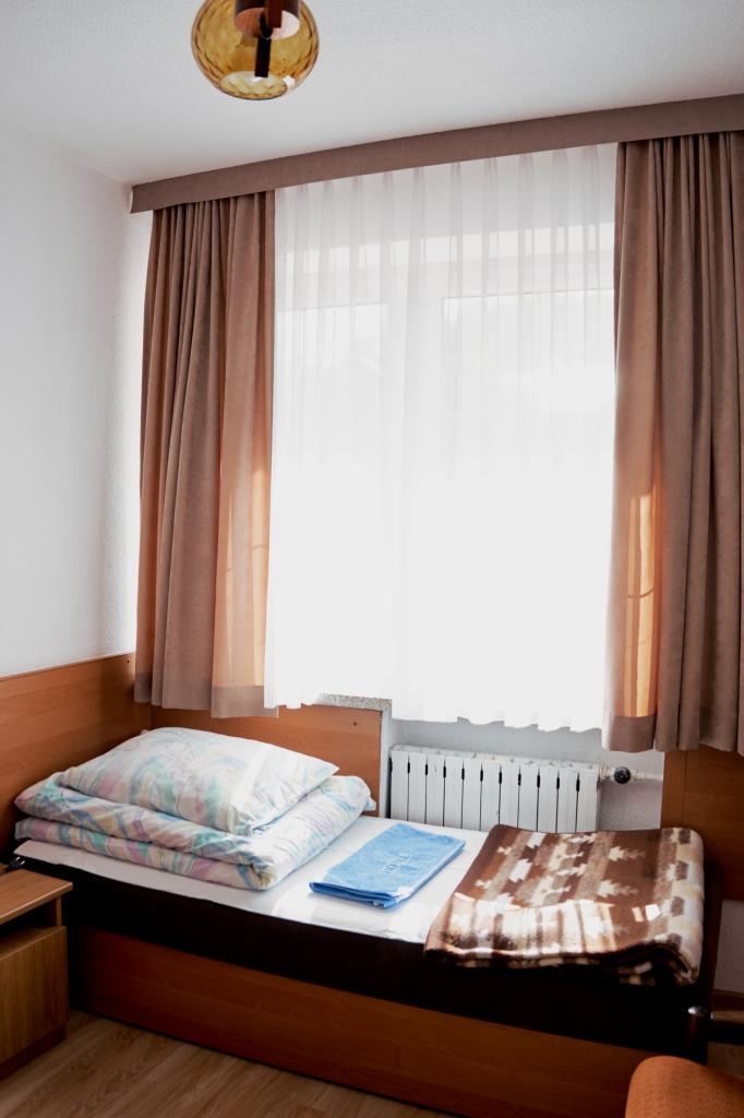 Orodek Wypoczynkowy Filarwka tel 18 4464047