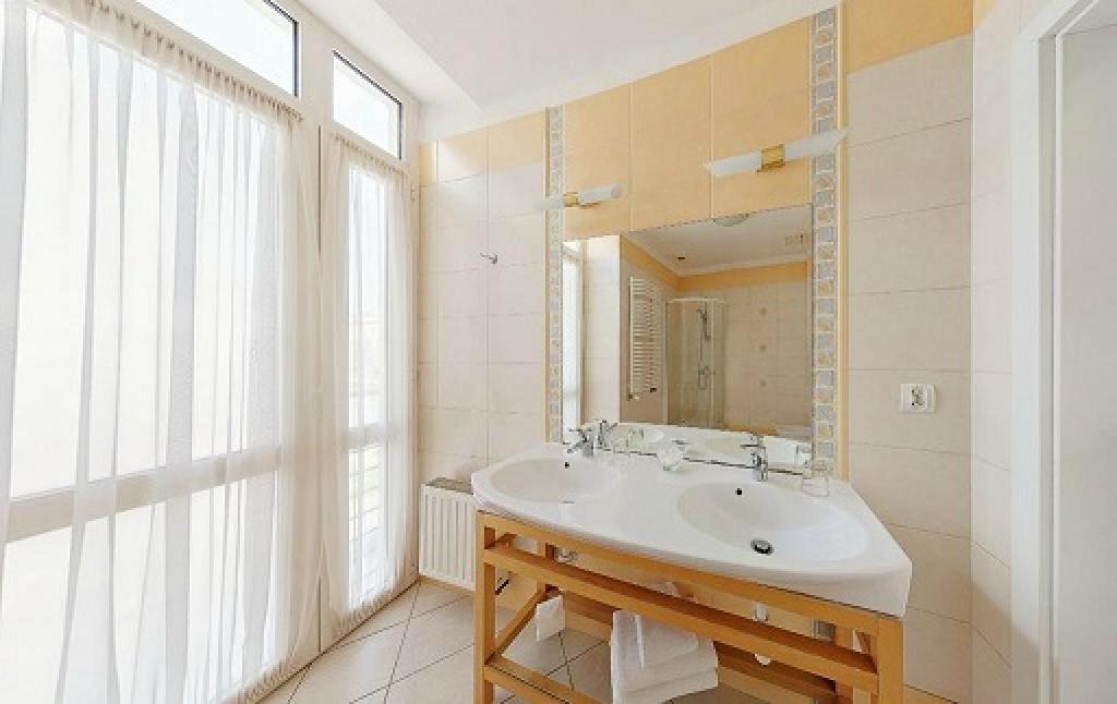 Hotel Hellada Kielce
