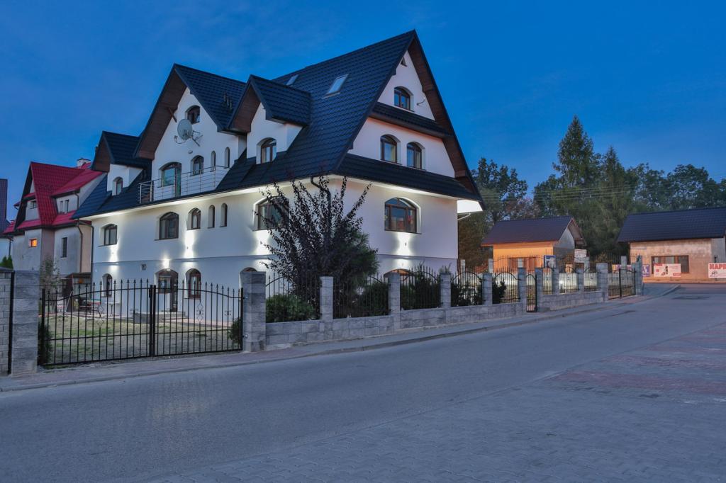 Noclegi Helena