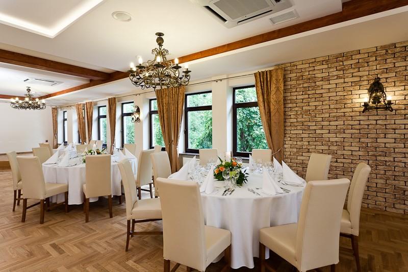 Podzamcze Restauracja i Hotel***