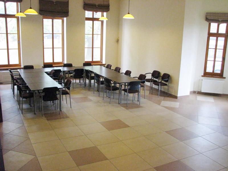 Schronisko Modzieowe w Kronicach