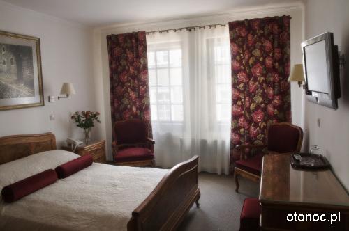 Hotel Pod Czarn R
