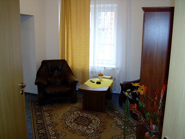 HOTEL TADROS; PRUSZKOW