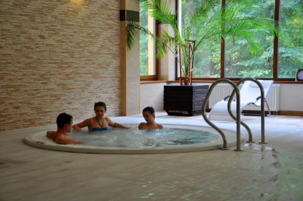 Hotel Mir Jan