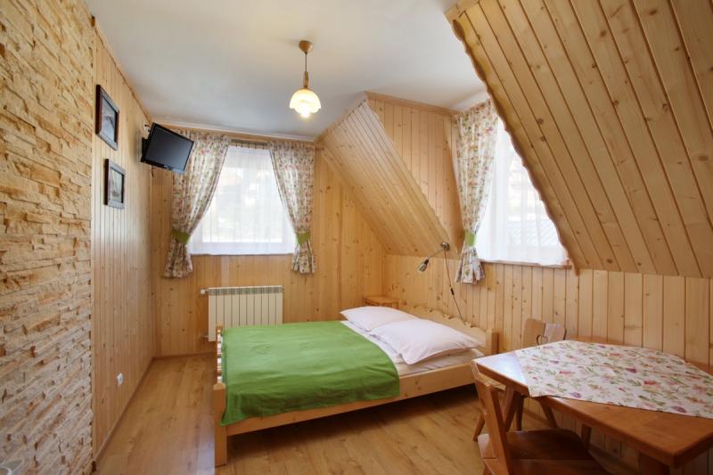 Jedla miejsce gocinne blisko Termy Bukowina