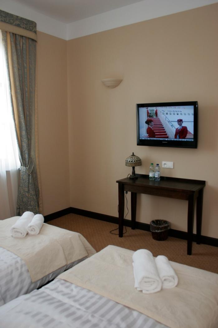 Hotel & Restauracja Tawerna