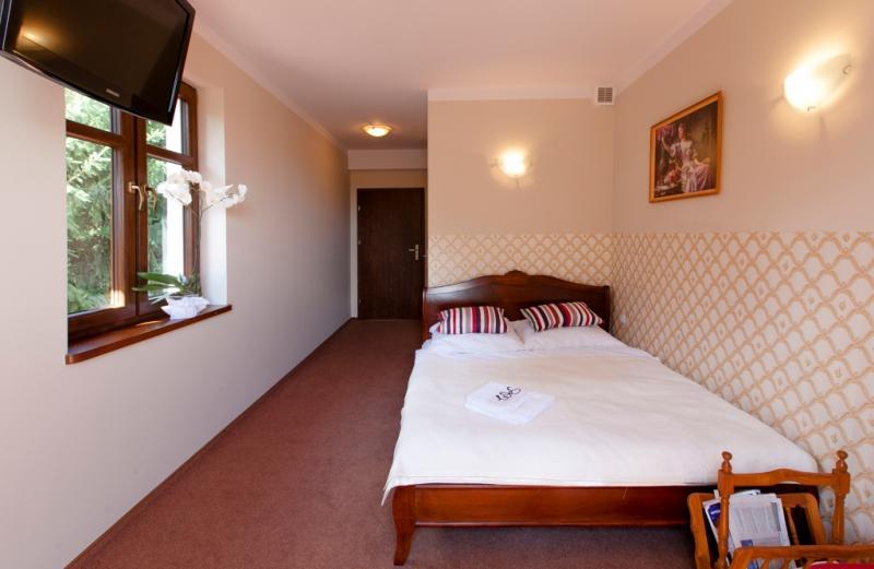 Hotel apiscy ***