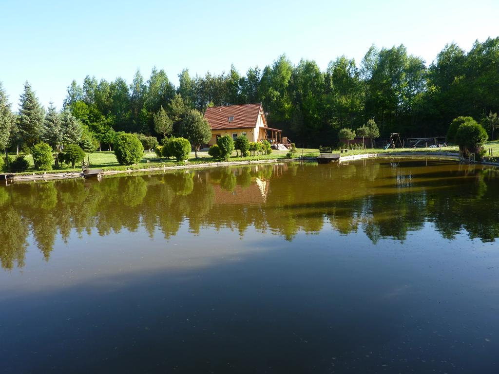 Dom nad stawem