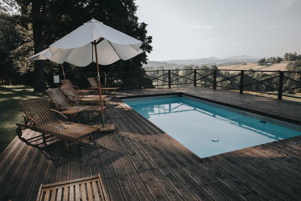 Dw�r Sierak�w k. Krakowa