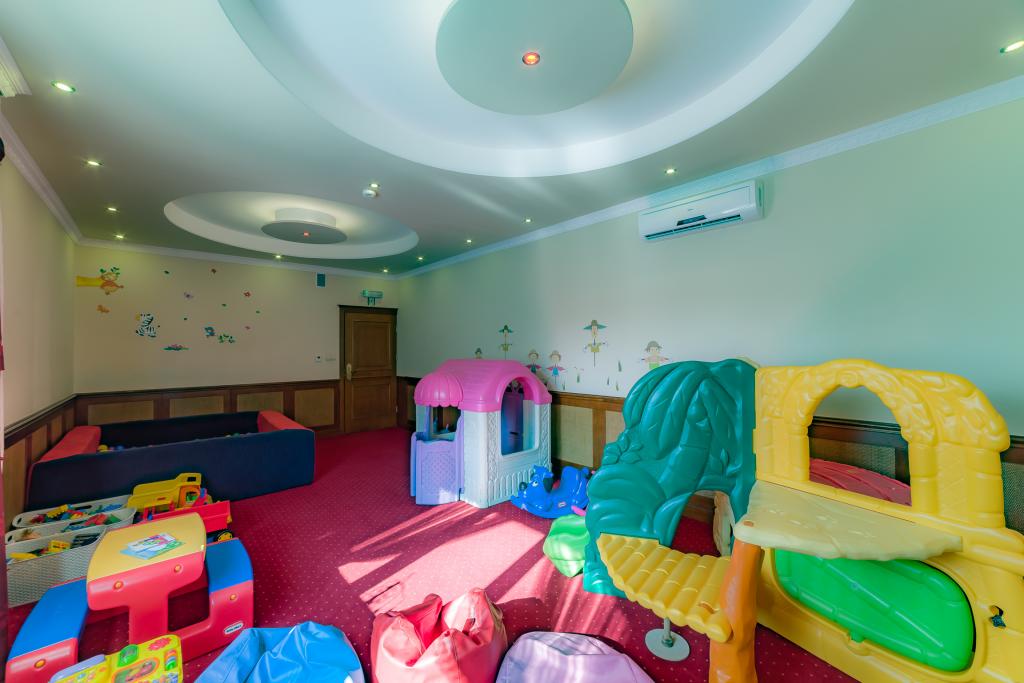 Hotel Burkaty***