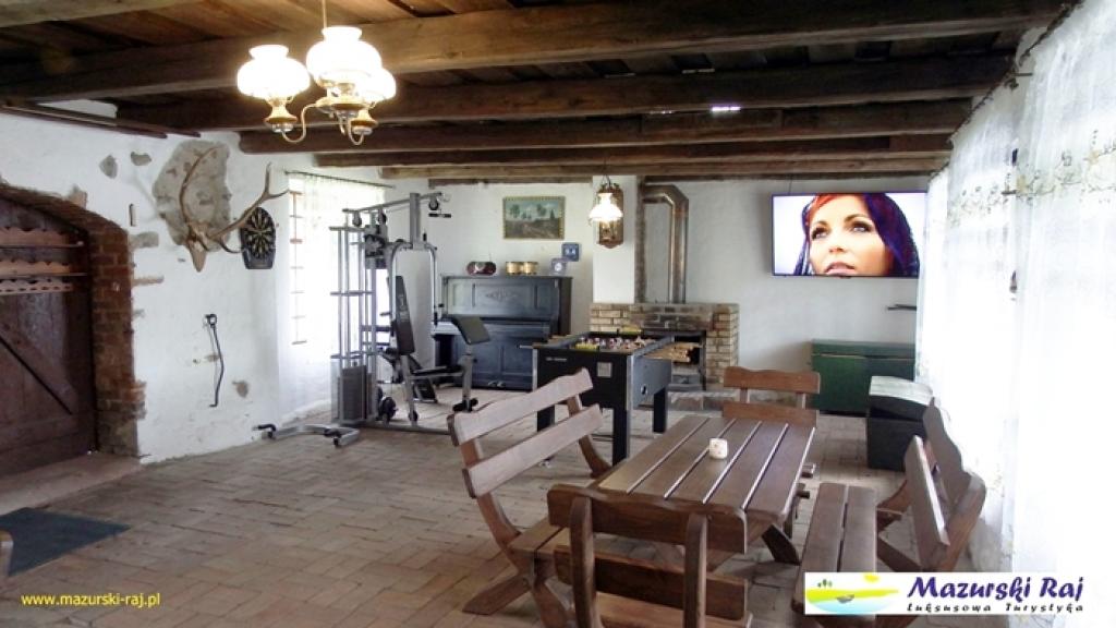 Mazurski Raj - Komfortowa Turystyka; dom i apartamenty 110m2 na 12-24 osb bezp nad jeziorem, Mazury