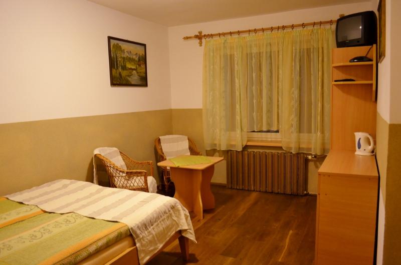 Pokoje Gocinne Na Brzegu