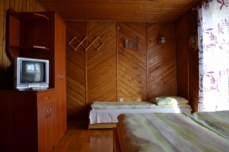 Pokoje Gocinne Na Brzegu