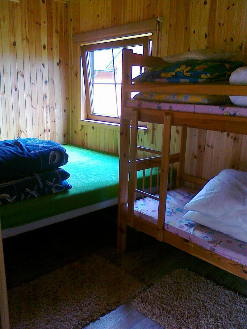 Domki Pod Lasem,750m od morza Rusinowo-Jaros�awiec