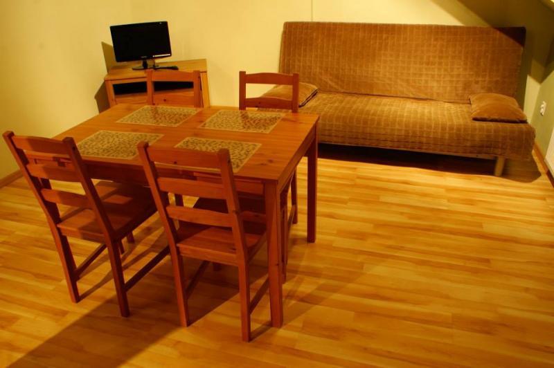 Hostel 999
