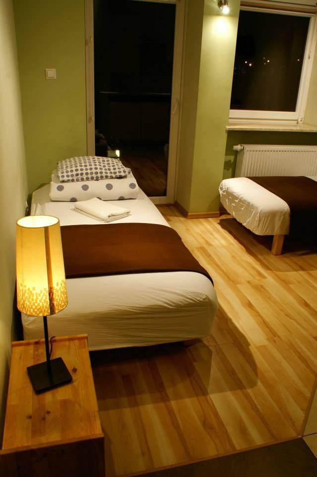 Hostel 999