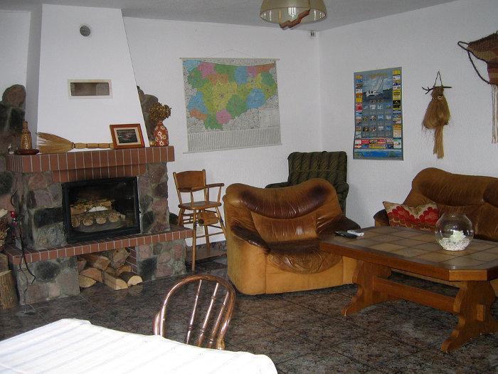Willa Zygmuntwka nad jeziorem w Ogonkach