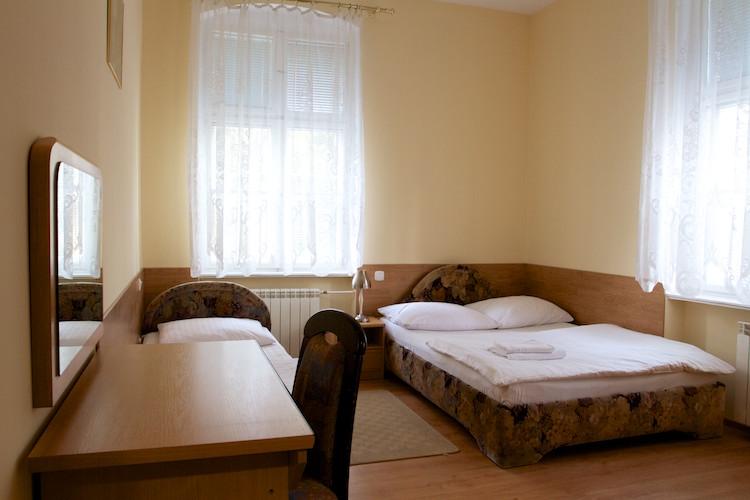Hotel Dworek Brodowo