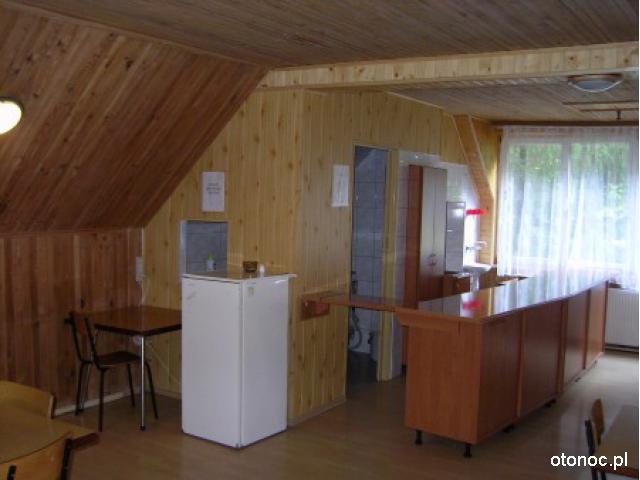 Schronisko Modzieowe w azach
