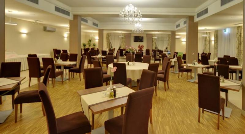Hotel Camelot