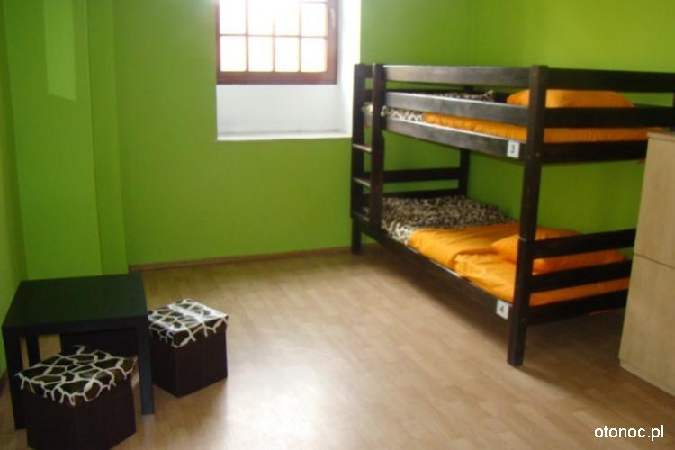 Hostel & Bar Giraffe
