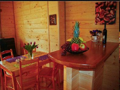 Domki, pokoje i apartamenty Krysia