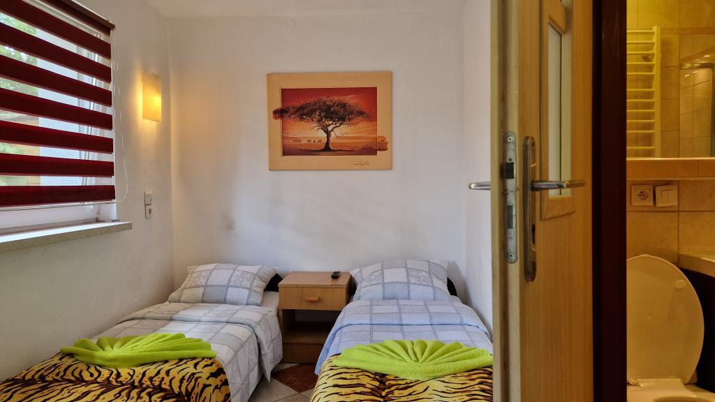 Pokoje Gocinne Jantar
