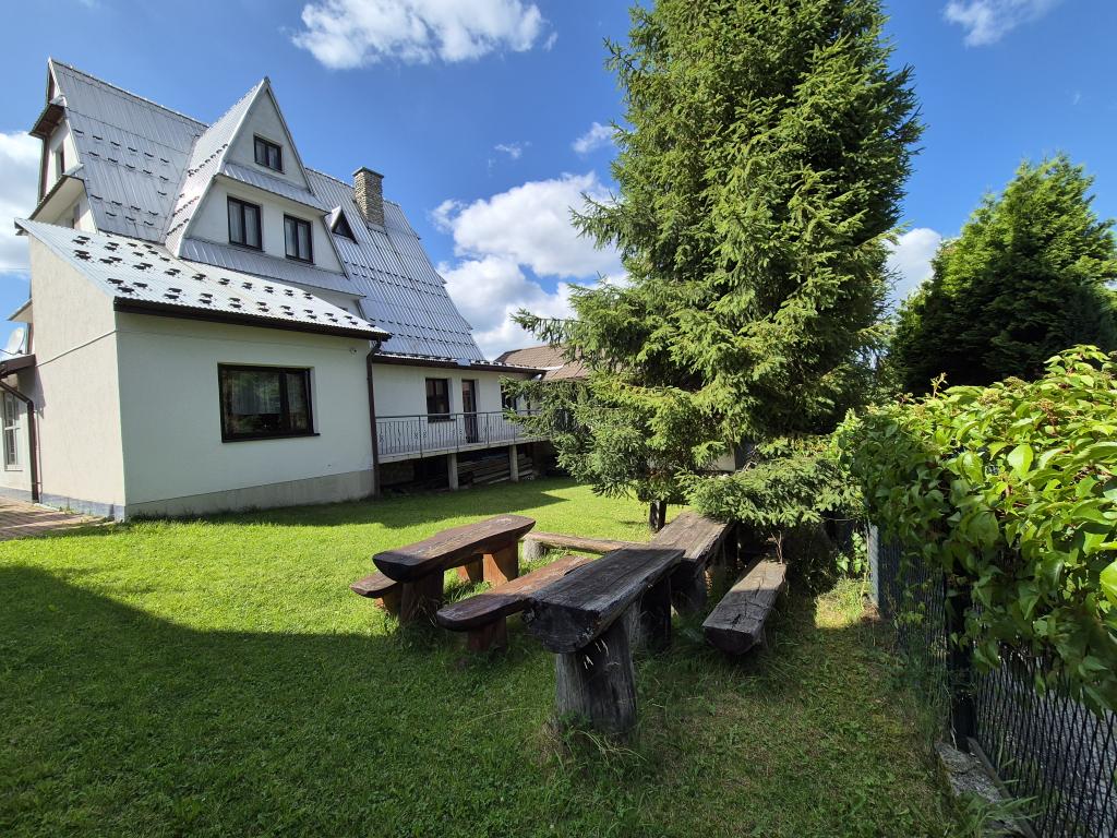 OKOJE GO�CINNY Irena