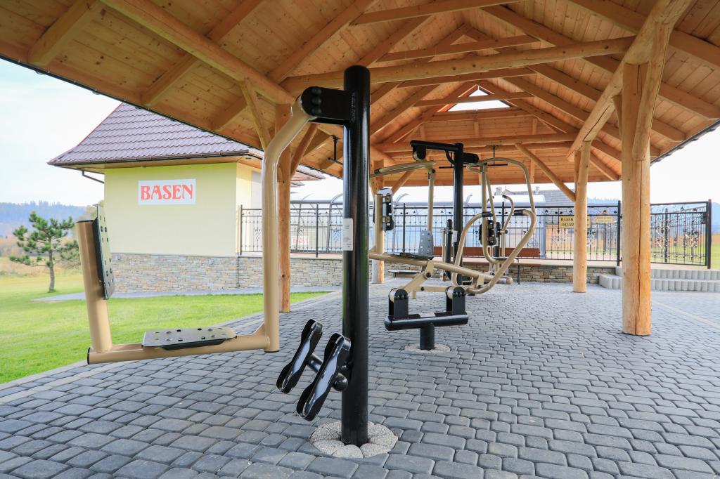 FOLK RESORT Orodek,domki i apartamenty gralskie