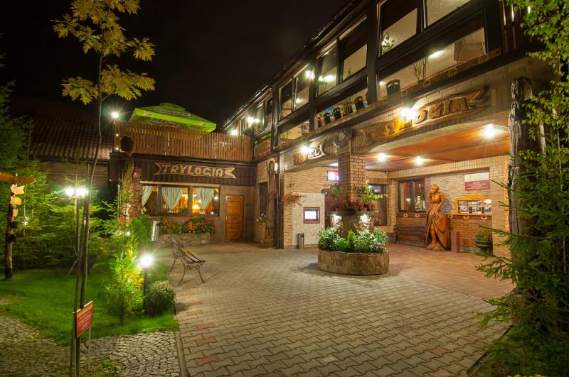 HOTEL TRYLOGIA