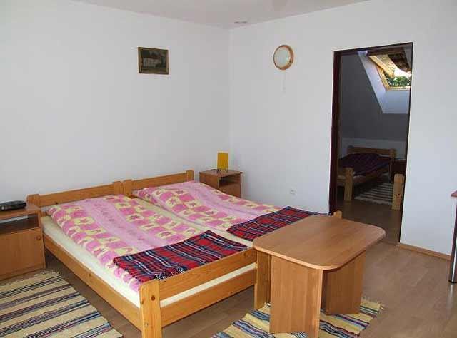 Pokoje Gocinne Knot Karwia
