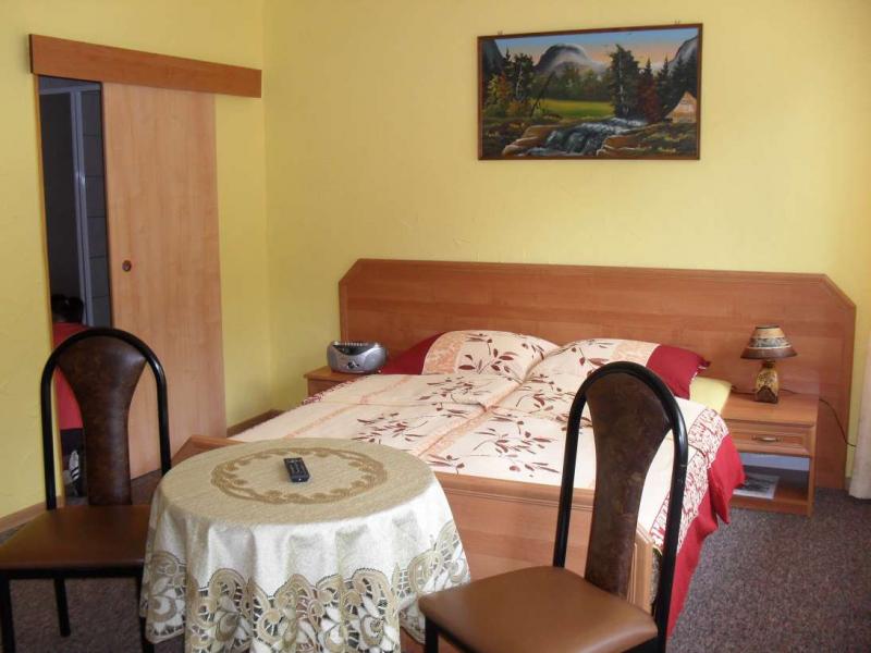 Bar Kaskada - Pokoje Gocinne
