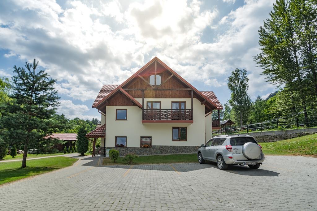 Pokoje Gocinne Pod Cupron