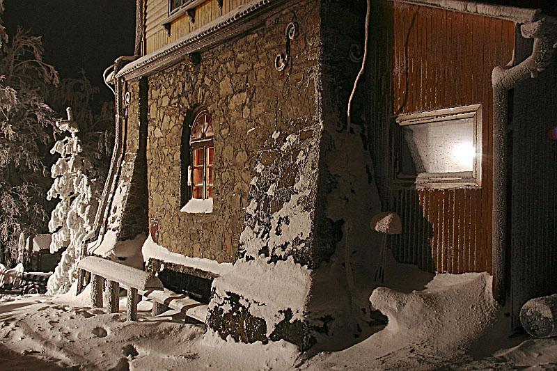 Schronisko PTTK na Luboniu Wielkim