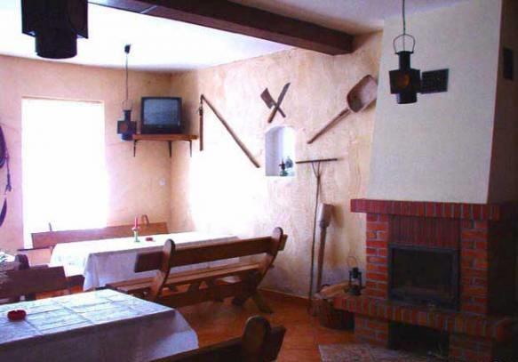 Karczma w Lutrach