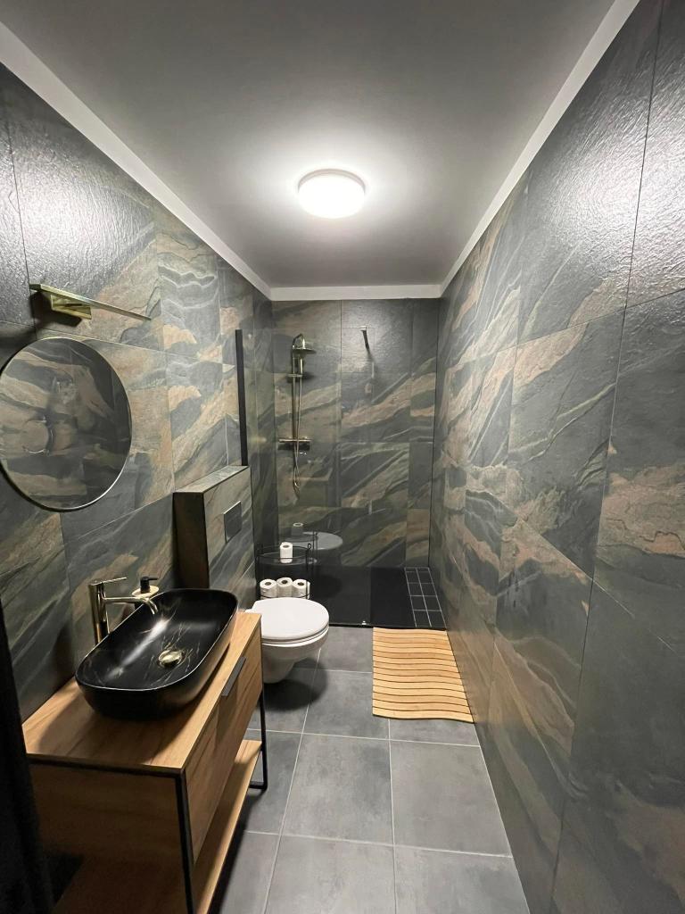 Noclegi w Kopalni Zota - Hotelik AuRoom