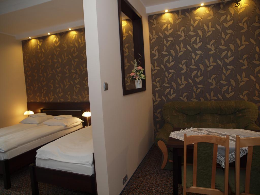 Hotel Atena Supsk