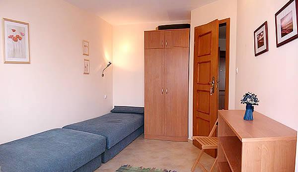 Apartament 16