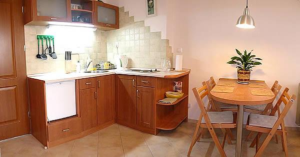 Apartament 16