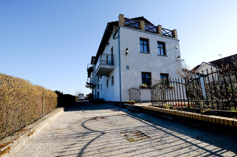 Amber Villa