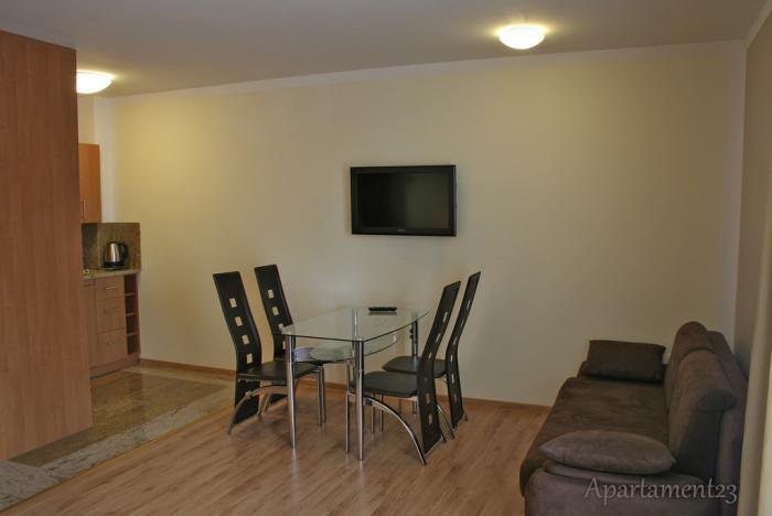 Apartament 23