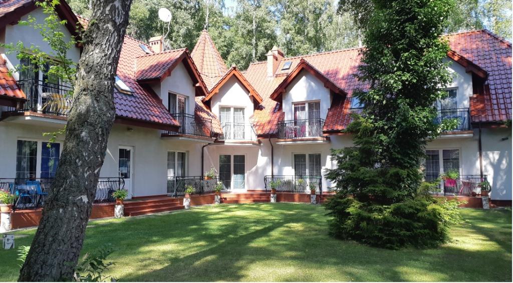 Pokoje Gocinne Wrzos w Dbkach