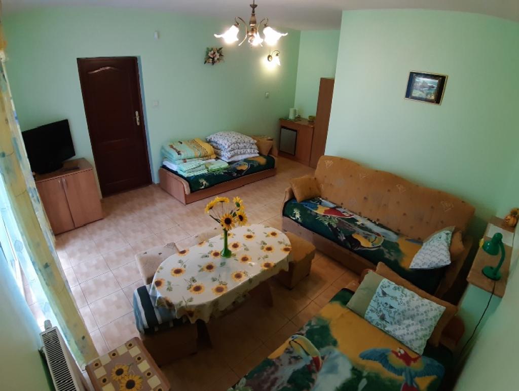 Pokoje Gocinne Wrzos w Dbkach