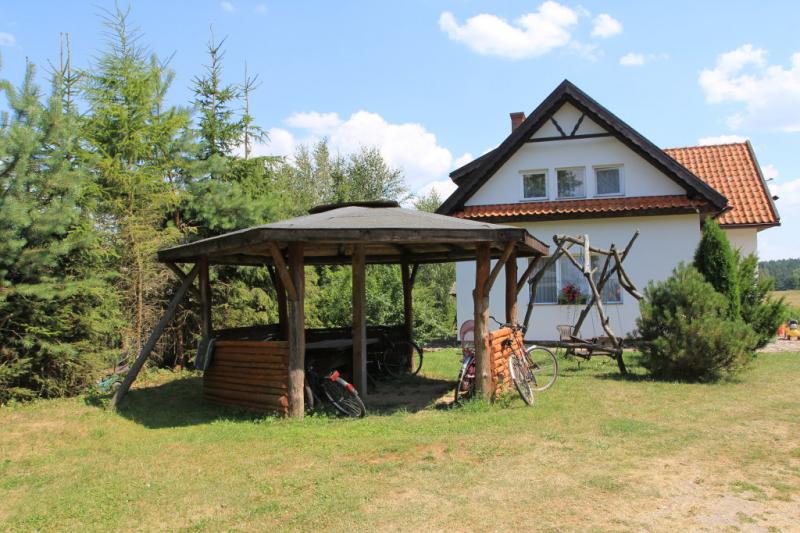 Atrakcyjne domy caoroczne nad samym jeziorem